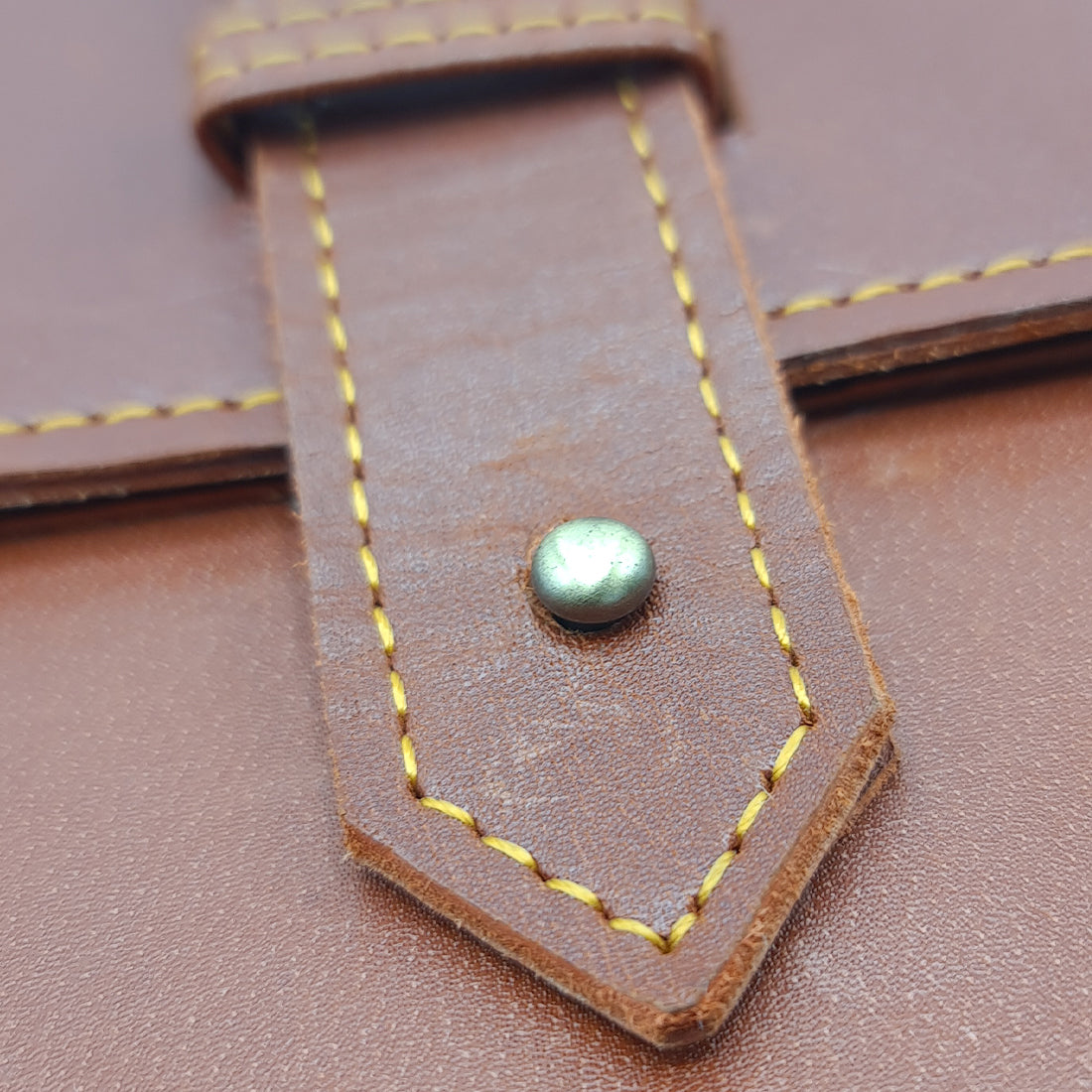 Premium Vintage Style Leather Laptop Bag